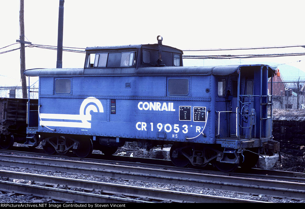 Conrail N5 caboose CR#19053